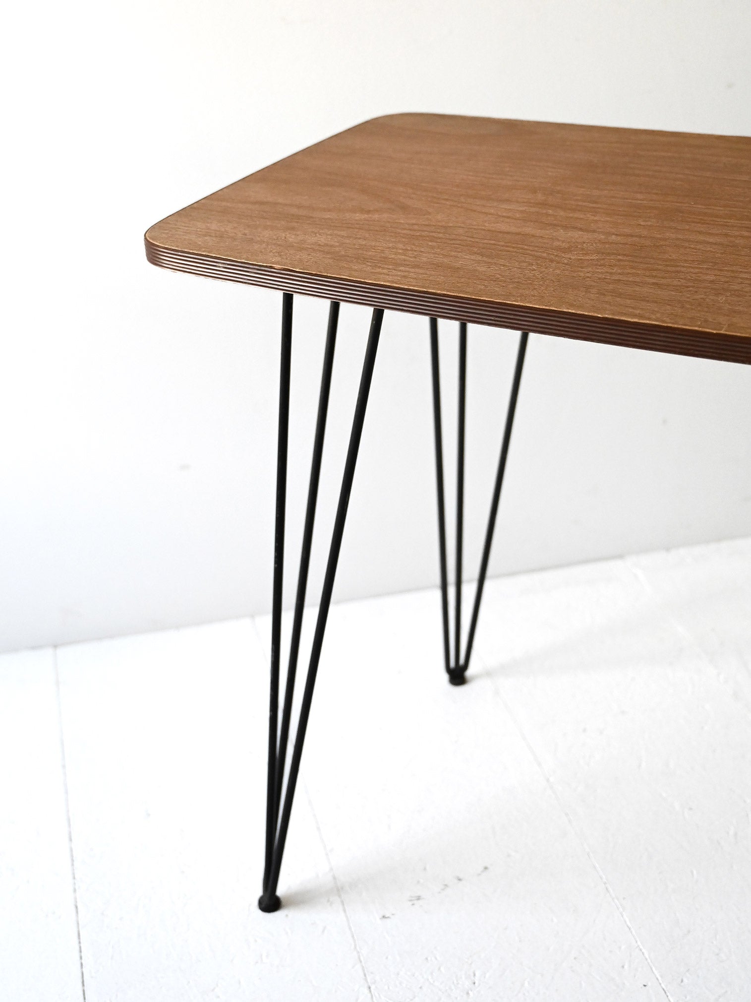 Tavolino vintage anni ’50 in formica e metallo 4