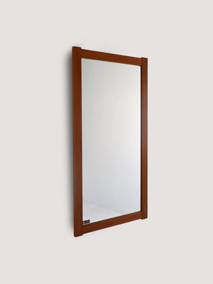 Specchio vintage scandinavo in teak anni '60