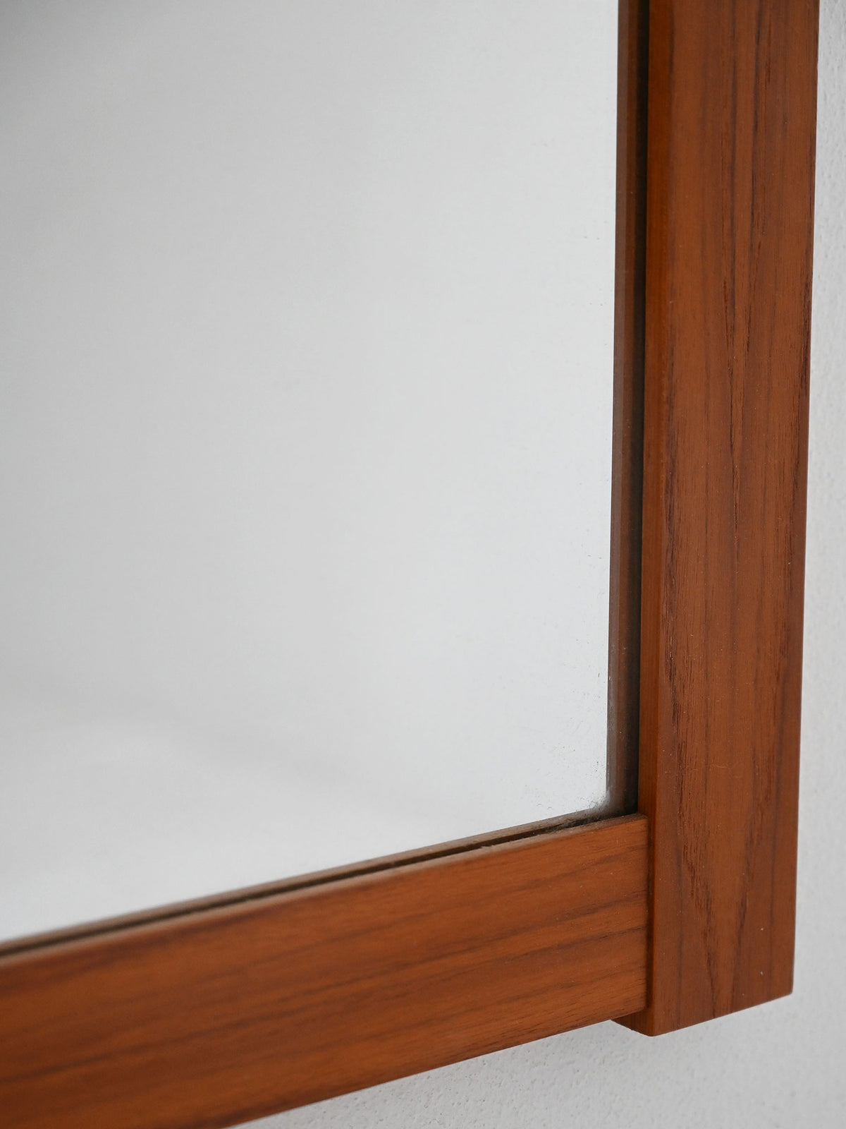 Specchio vintage scandinavo in teak anni '60 3