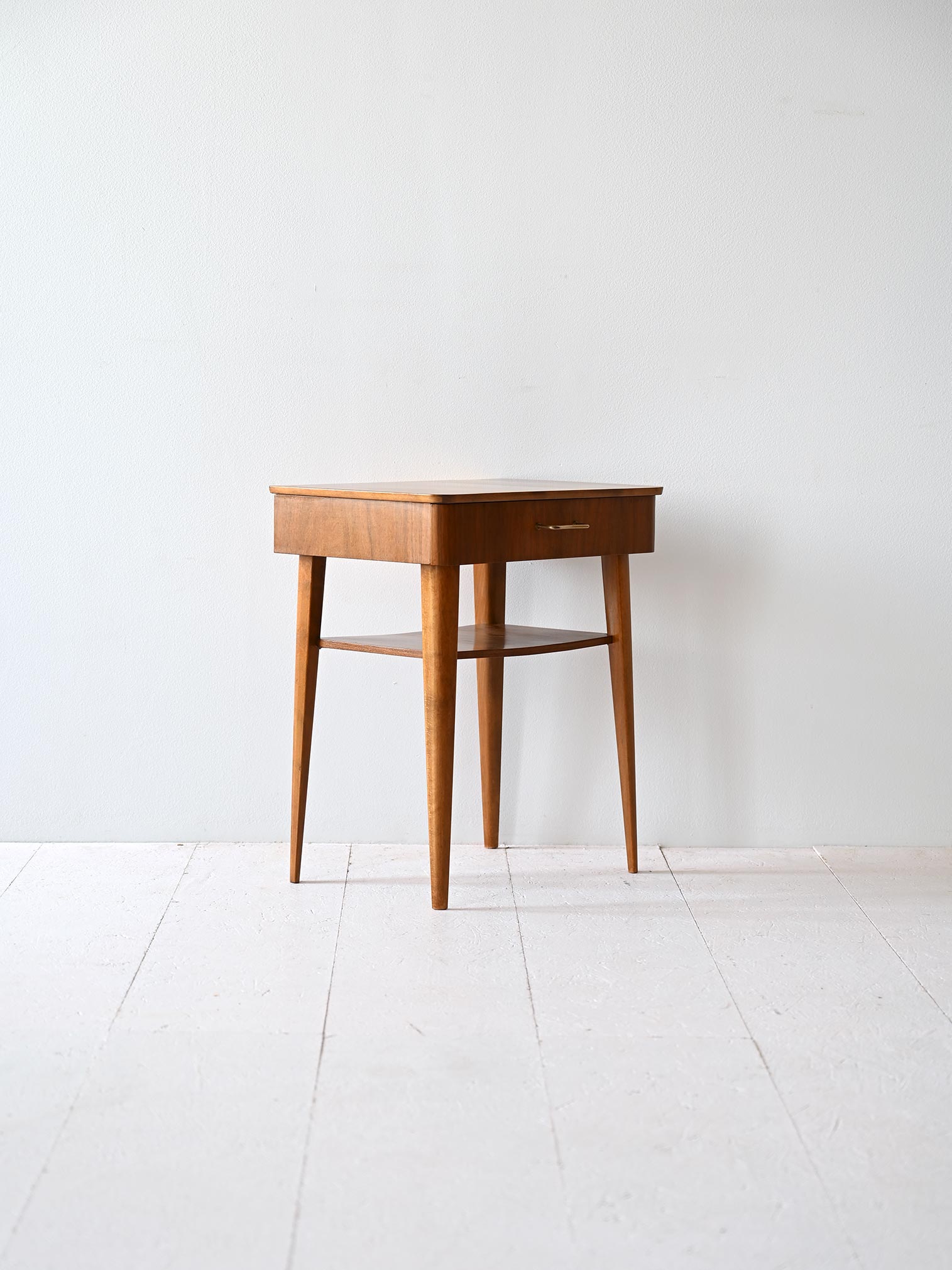 Comodino scandinavo in mogano 2