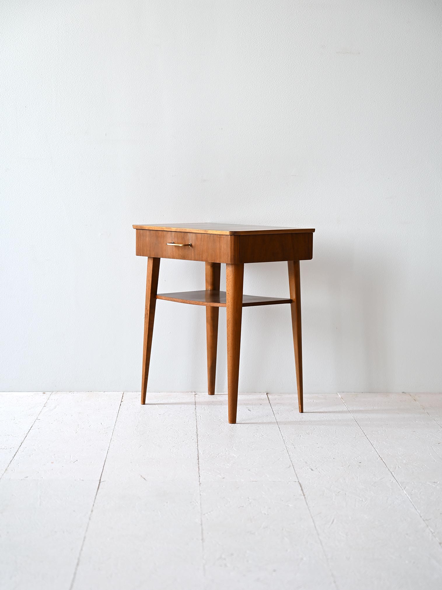 Comodino scandinavo in mogano 3