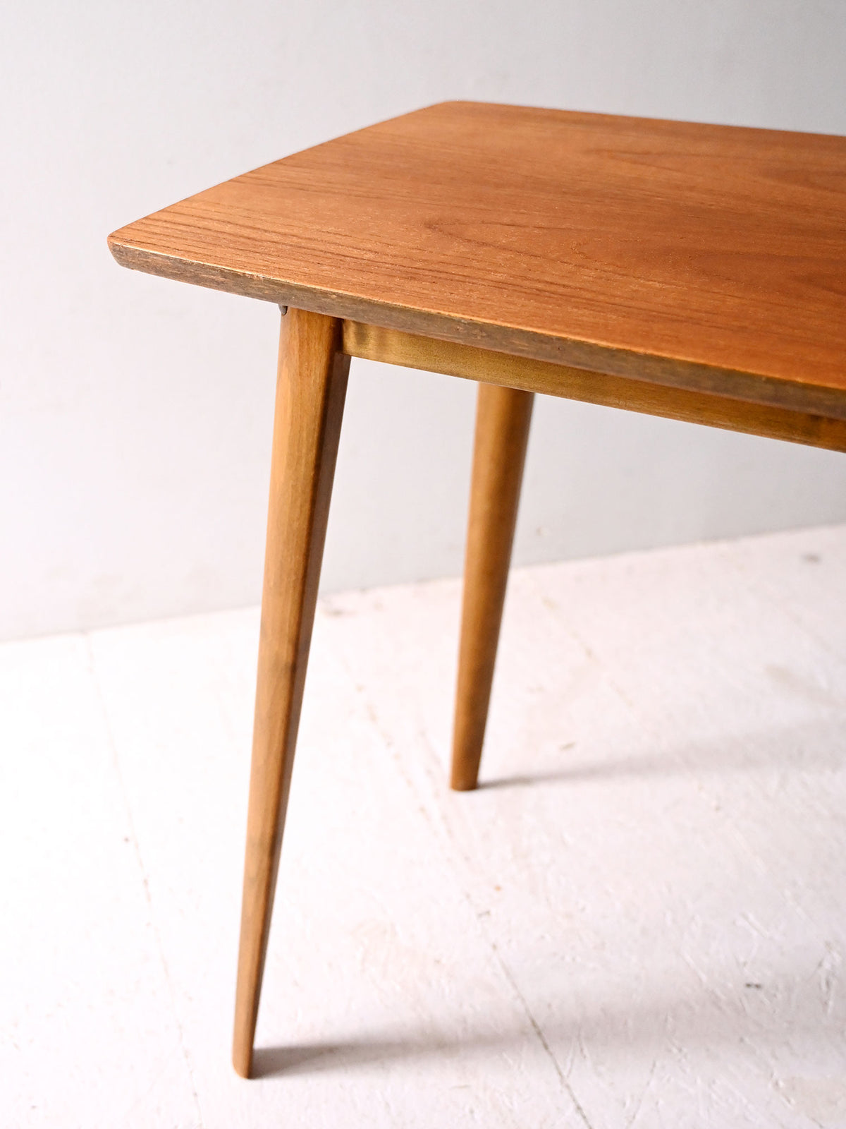 Tavolino scandinavo anni ’60 in teak e faggio 4
