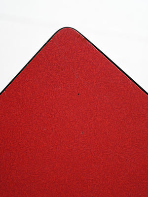 Tavolo da pranzo scandinavo anni '60 con top in formica rossa 3