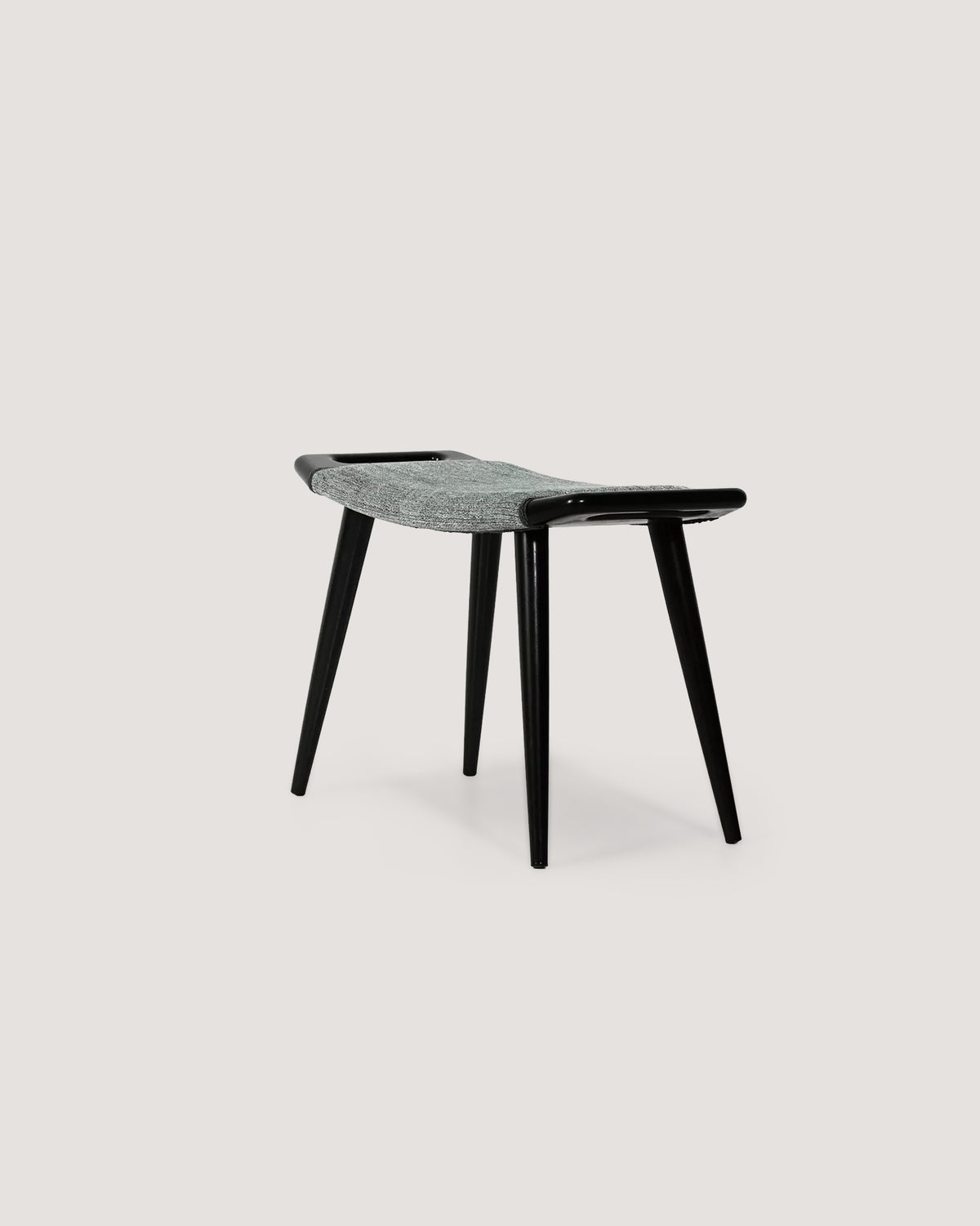 Sgabello scandinavo anni ’60 laccato nero