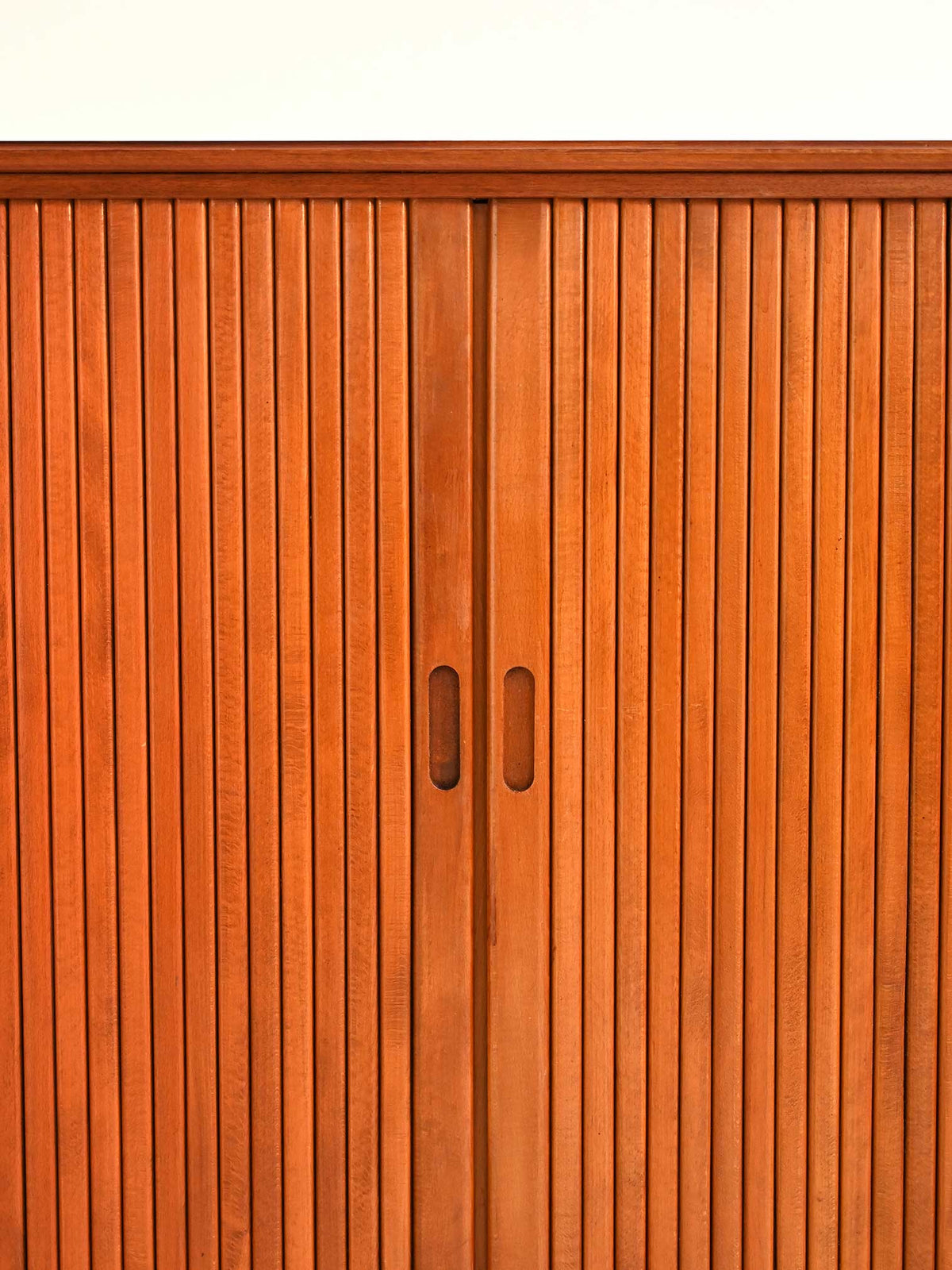 Highboard a serrandina in teak scandinavo anni ’60 3
