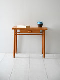Comodino scandinavo anni ’60 in legno di faggio