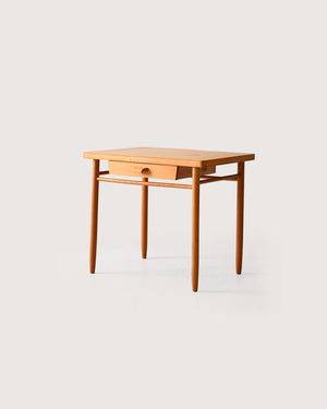 Comodino scandinavo anni ’60 in legno di faggio