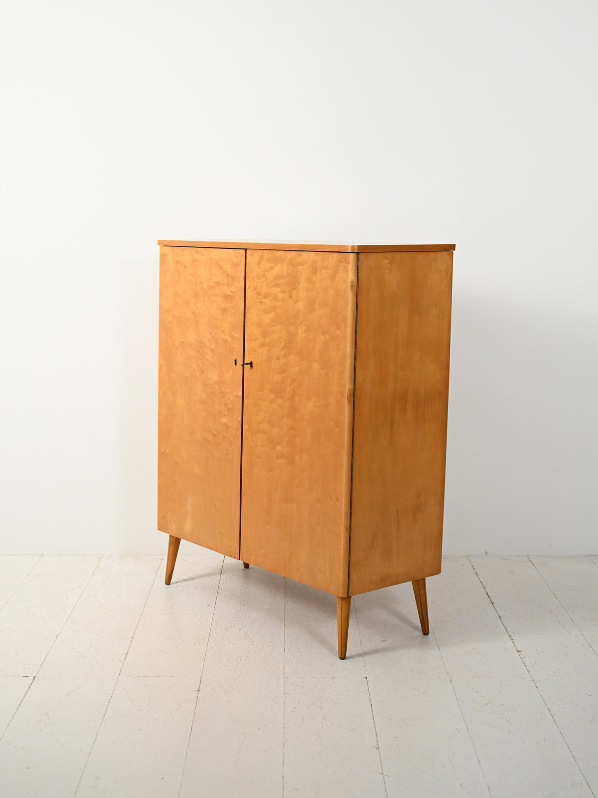 Cabinet scandinavo vintage in betulla anni ’50 4