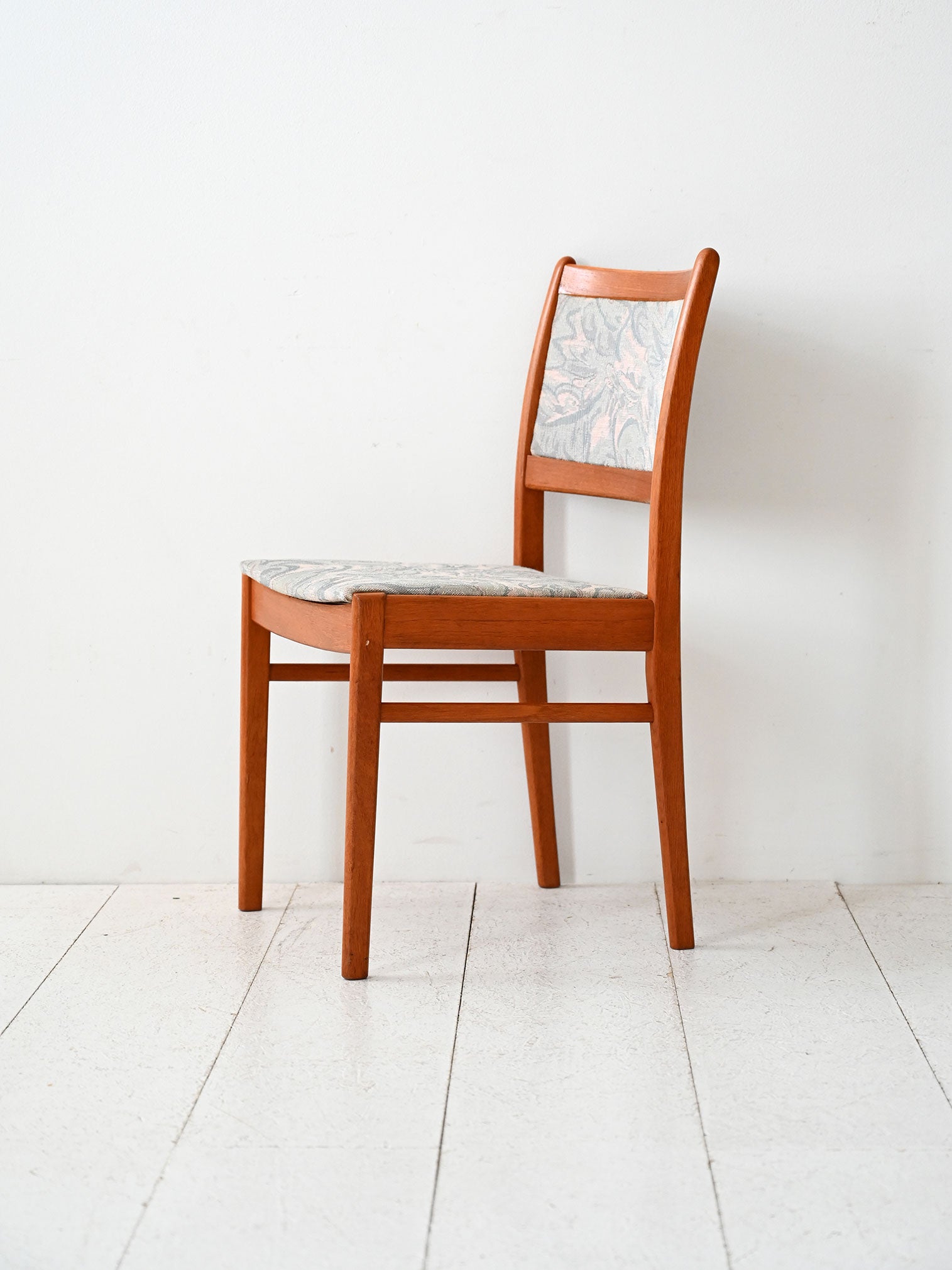 Set 4 sedie scandinave anni 60 in teak con tappezzeria originale 1