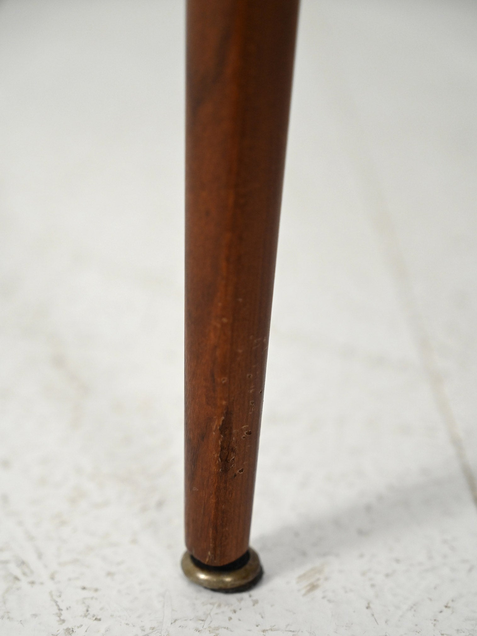 Set di sei sedie scandinave in teak anni ’60 10