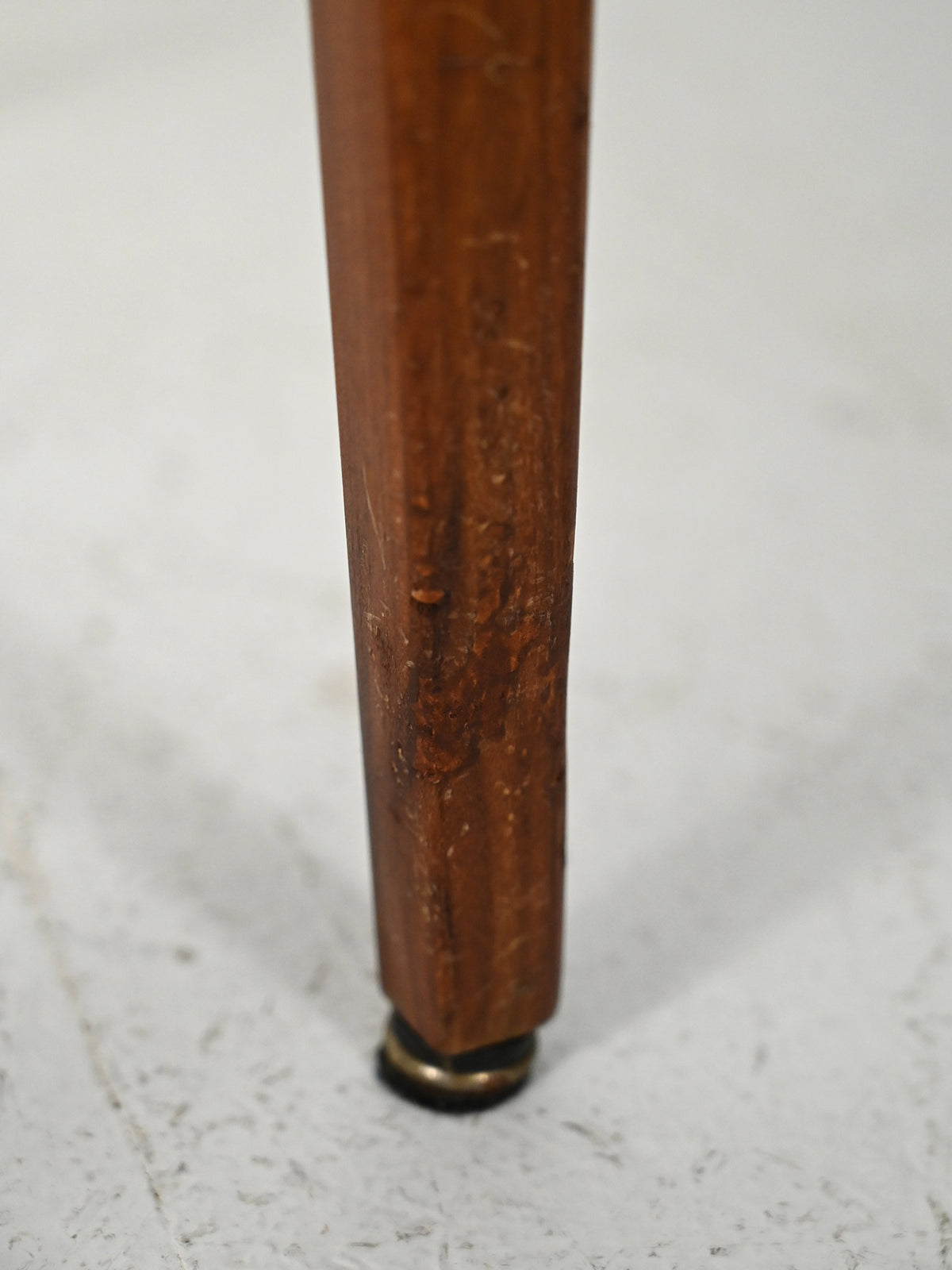 Set di sei sedie scandinave in teak anni ’60 11
