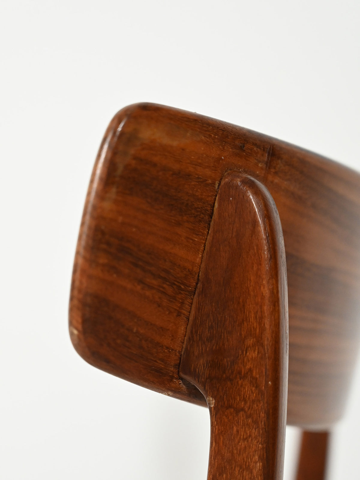 Set di sei sedie scandinave in teak anni ’60 14