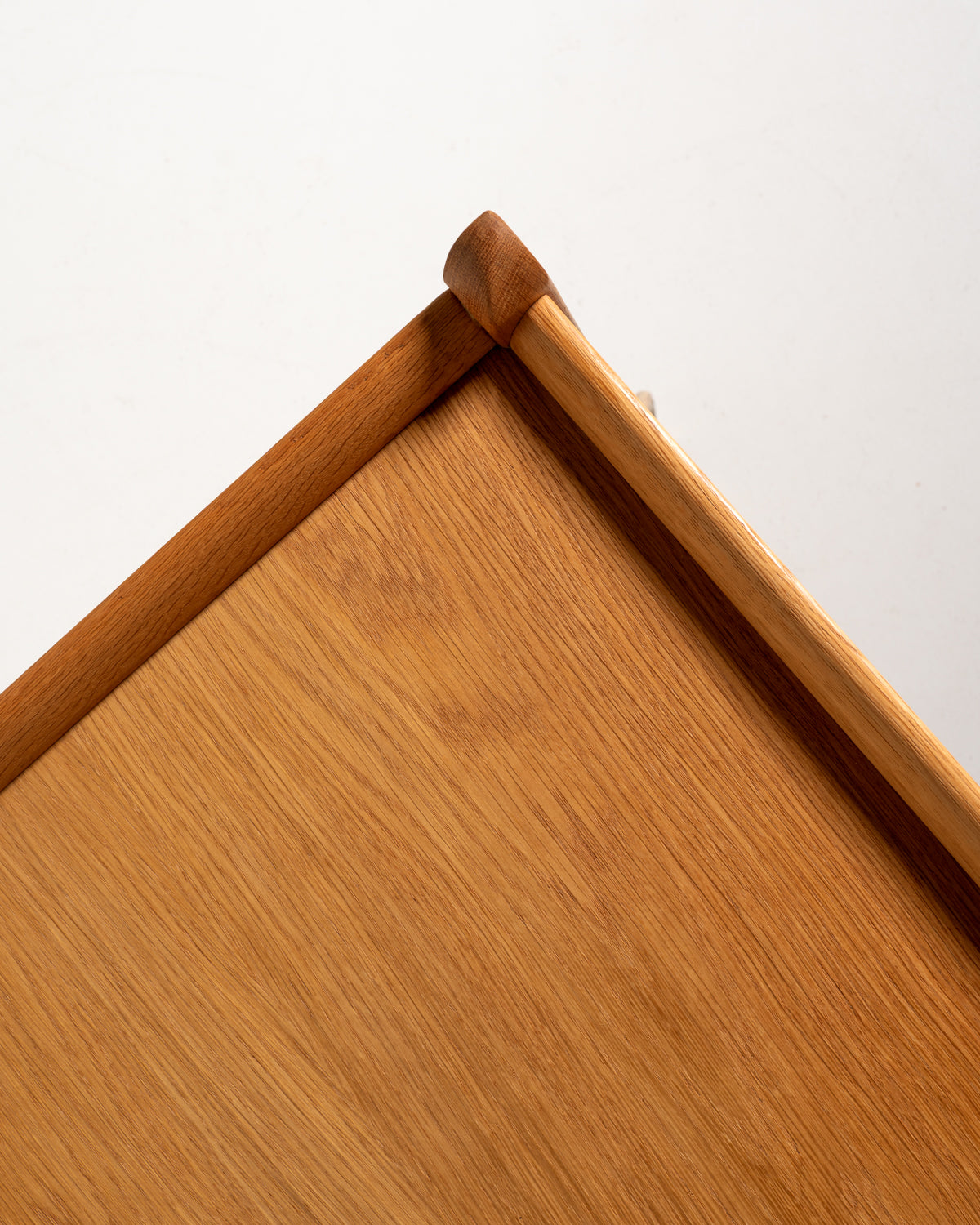 Carrello rettangolare scandinavo in rovere anni '60