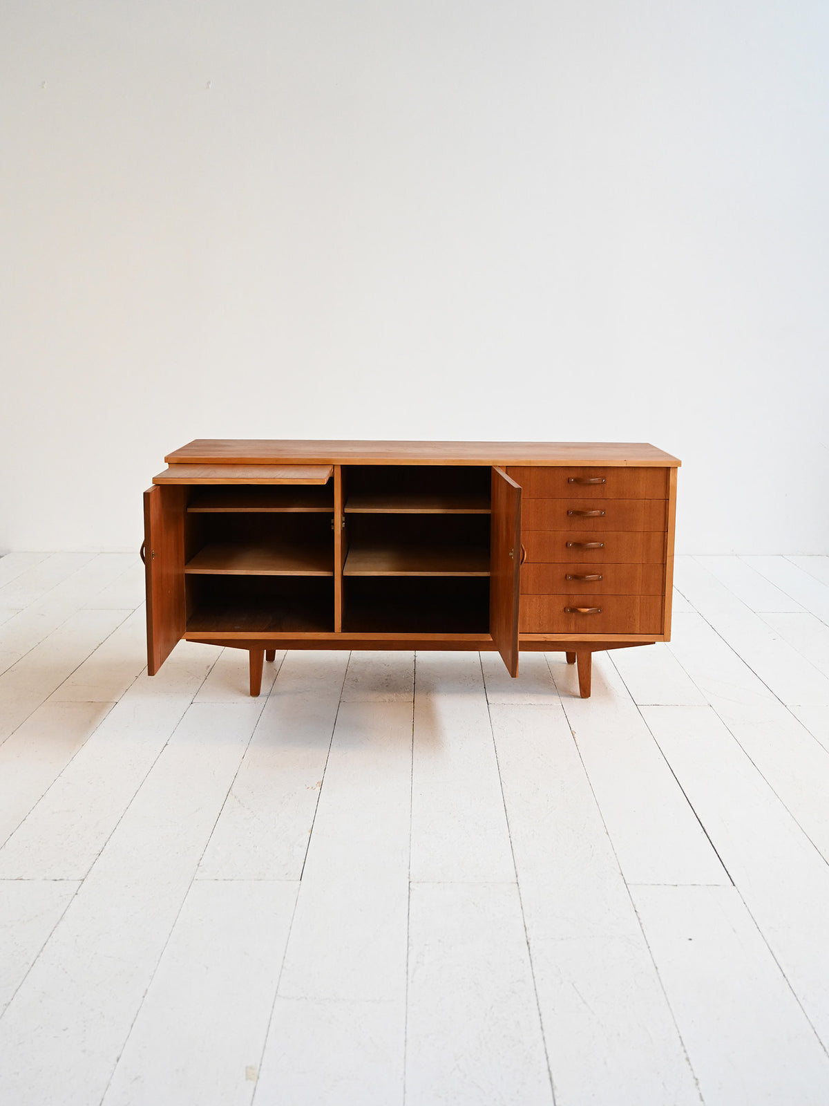 Sideboard scandinavo teak con piano estraibile anni ’60 2