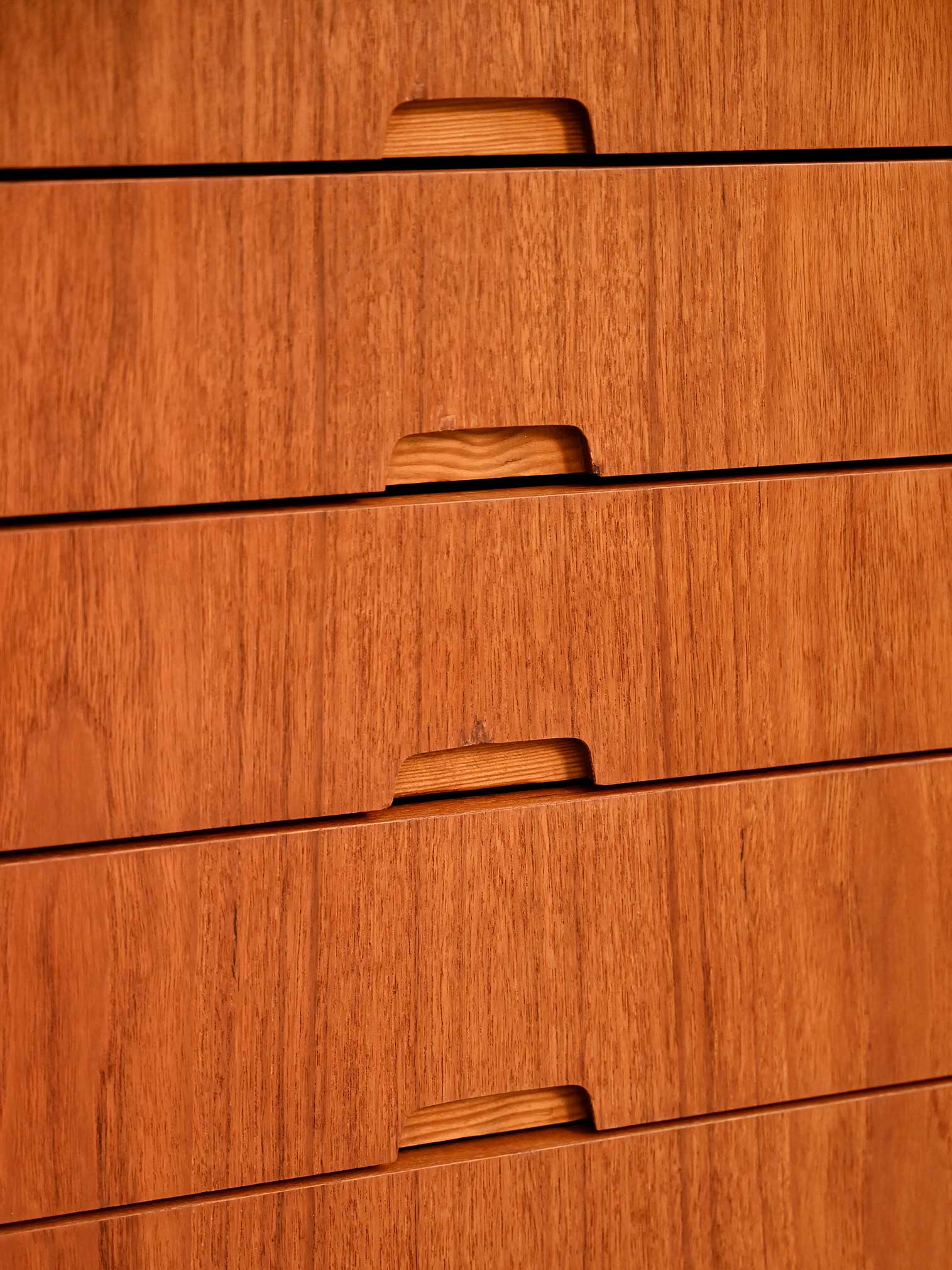 Sideboard scandinavo teak e pino anni ’60 10