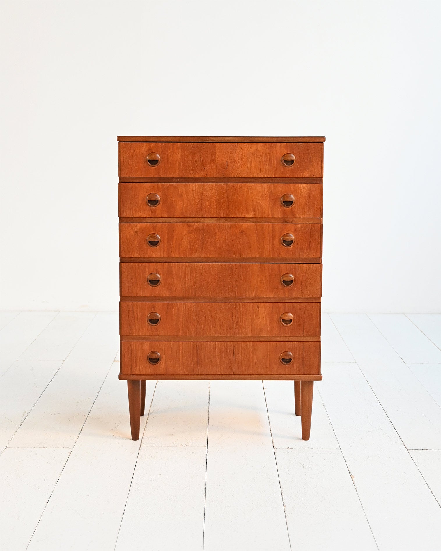 Sestina danese in teak, anni ’60
