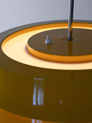Lampada da soffitto scandinava gialla anni ’60/’70 3
