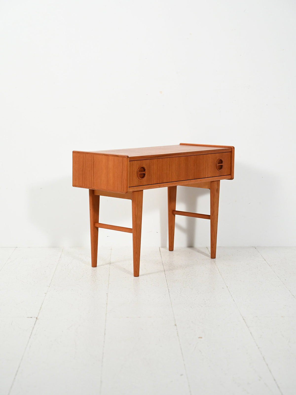 Comodino scandinavo anni ’50 2