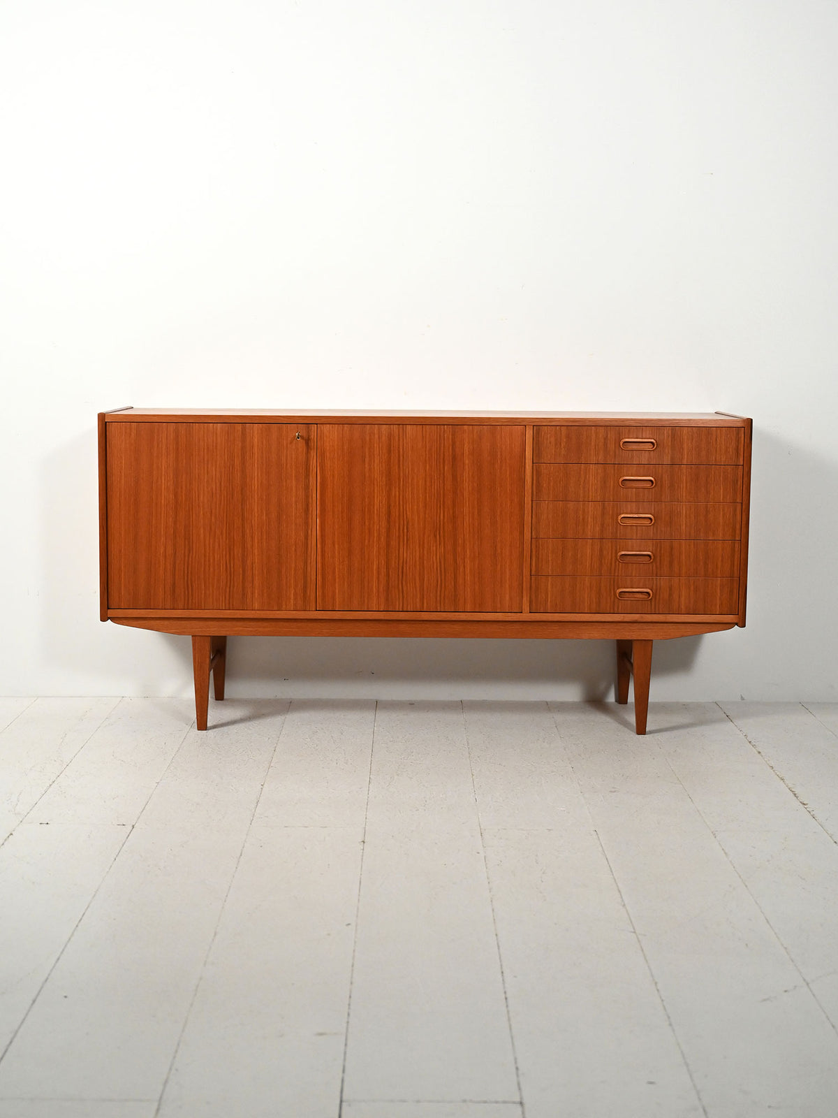 Sideboard scandinavo in teak anni ’50-’60 1