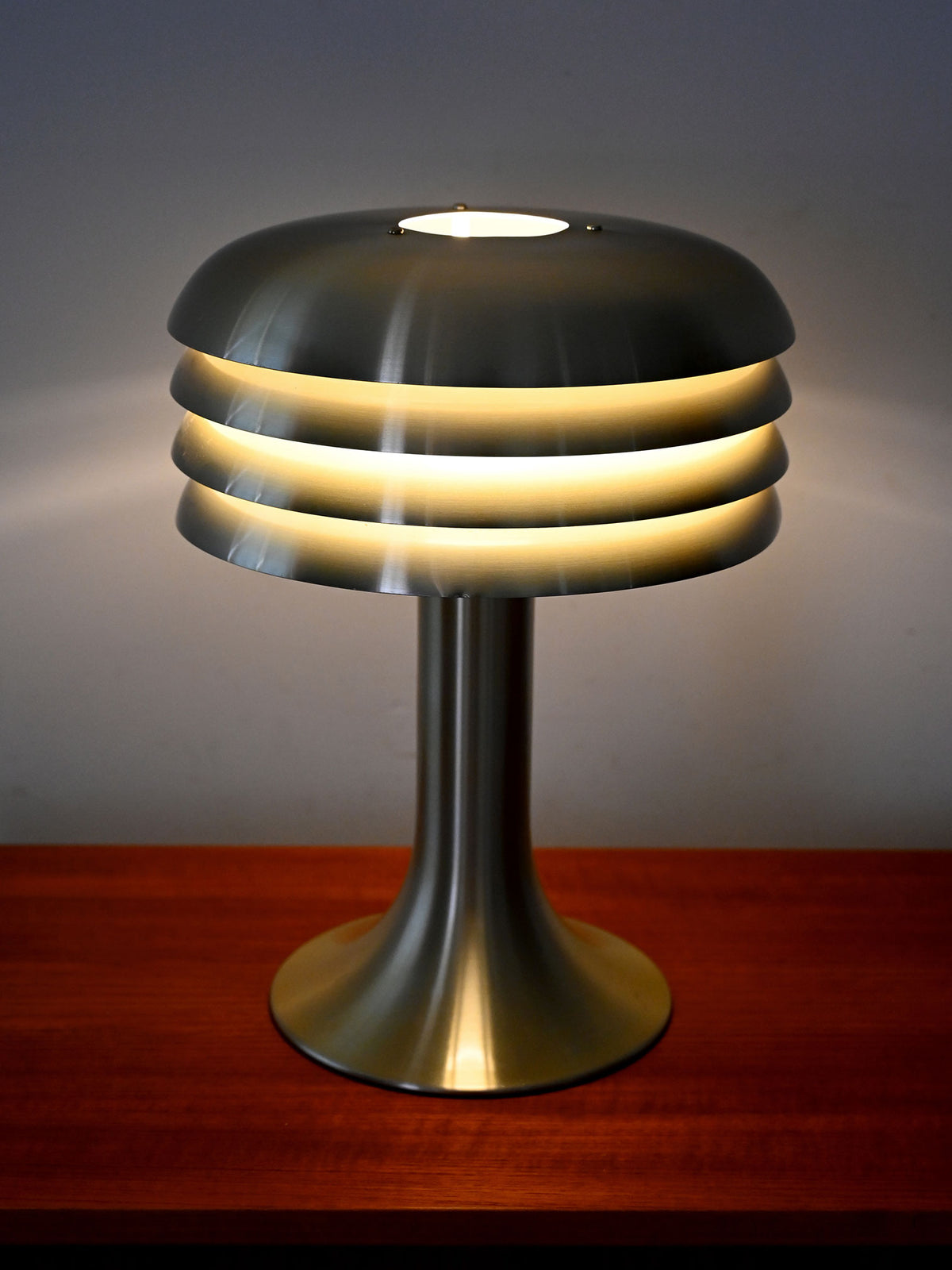 Lampada BN-26 di Hans-Agne Jakobsson 3