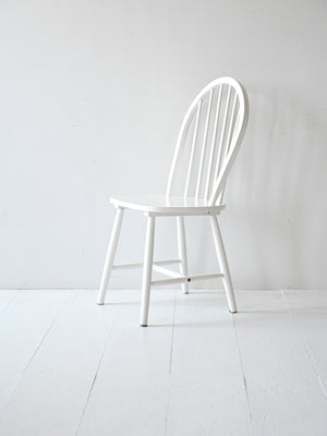 Set di 4 sedie scandinave bianche 3