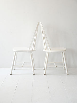 Set di 4 sedie scandinave bianche 4