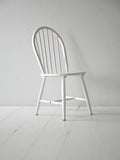 Sedia scandinava bianca 1