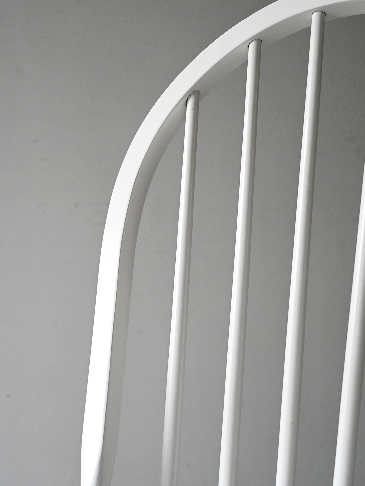 Sedia scandinava bianca 3