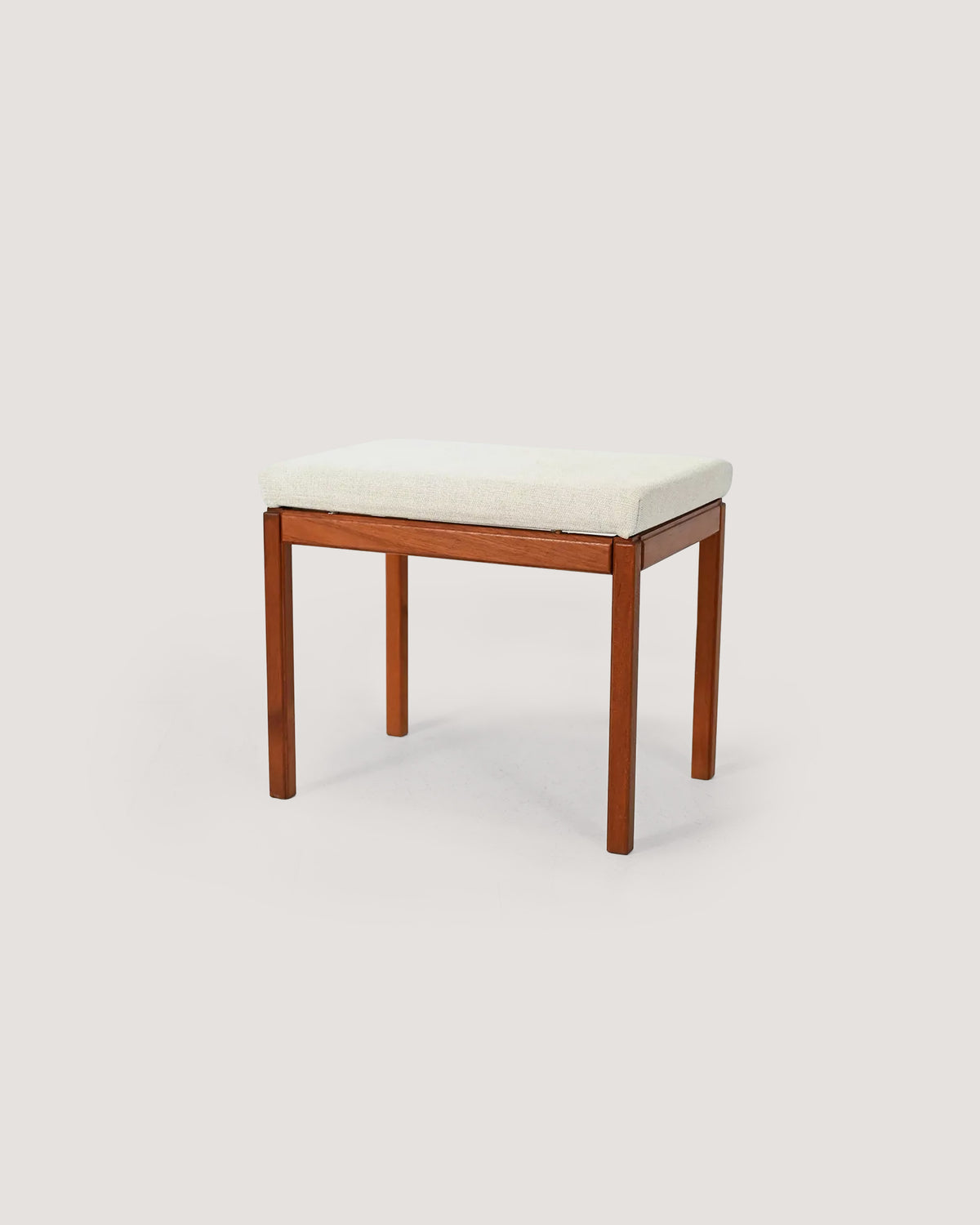 Poggiapiedi scandinavo in teak di Egström & Myrstrand