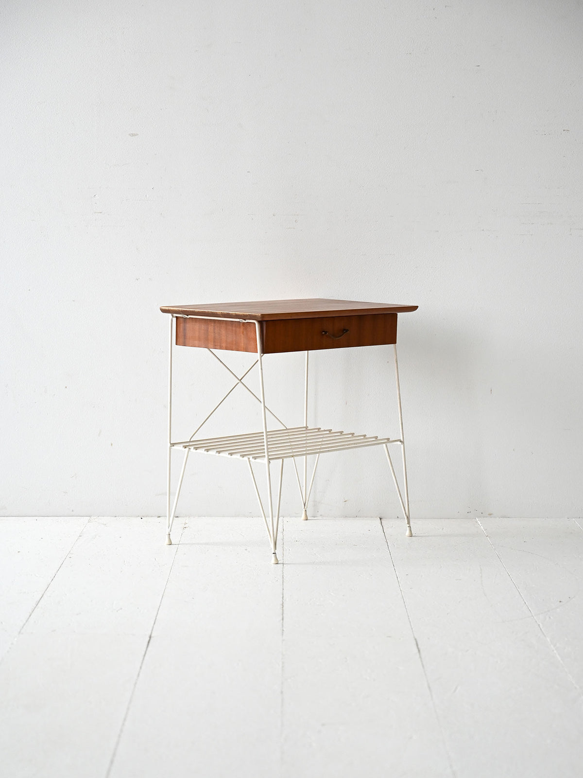 Comodino scandinavo anni 60 in metallo e mogano 2