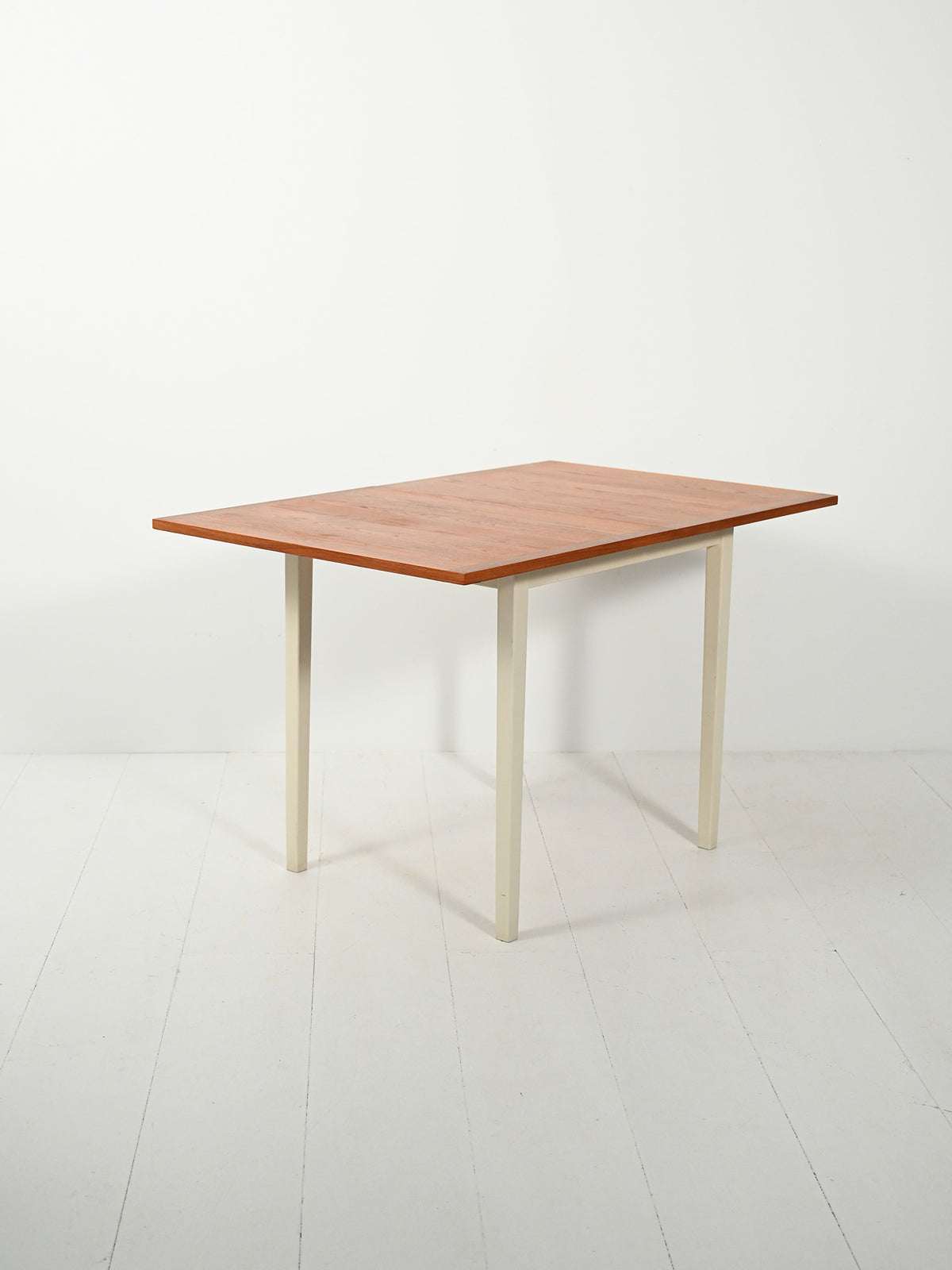 Tavolo pieghevole scandinavo anni 50 2