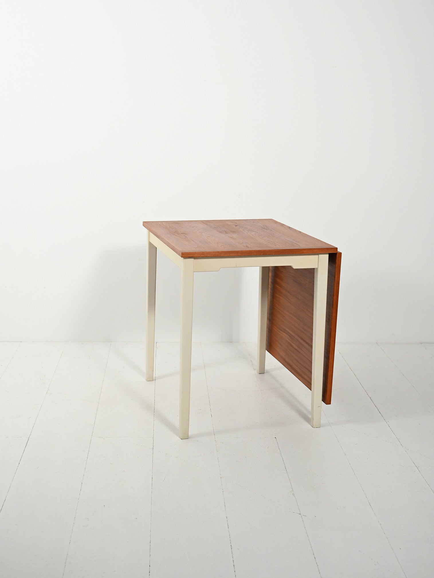 Tavolo pieghevole scandinavo anni 50 3