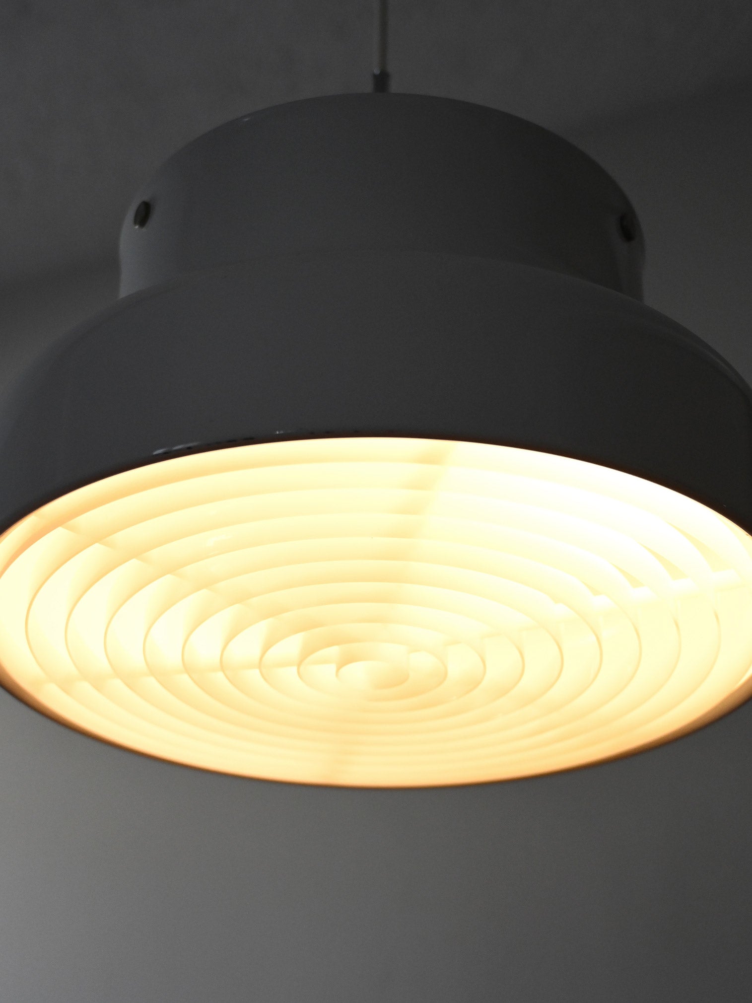 Lampada da soffitto Bumling bianca di Anders Pehrson 4