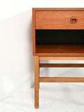 Comodino scandinavo cubico in teak anni Sessanta 5