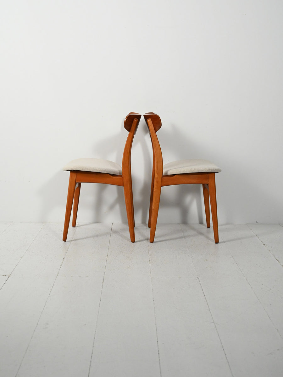 Coppia di sedie scandinave vintage con schienale a mezzaluna