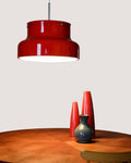 Lampada a sospensione “Bumling” rossa di Anders Pehrson