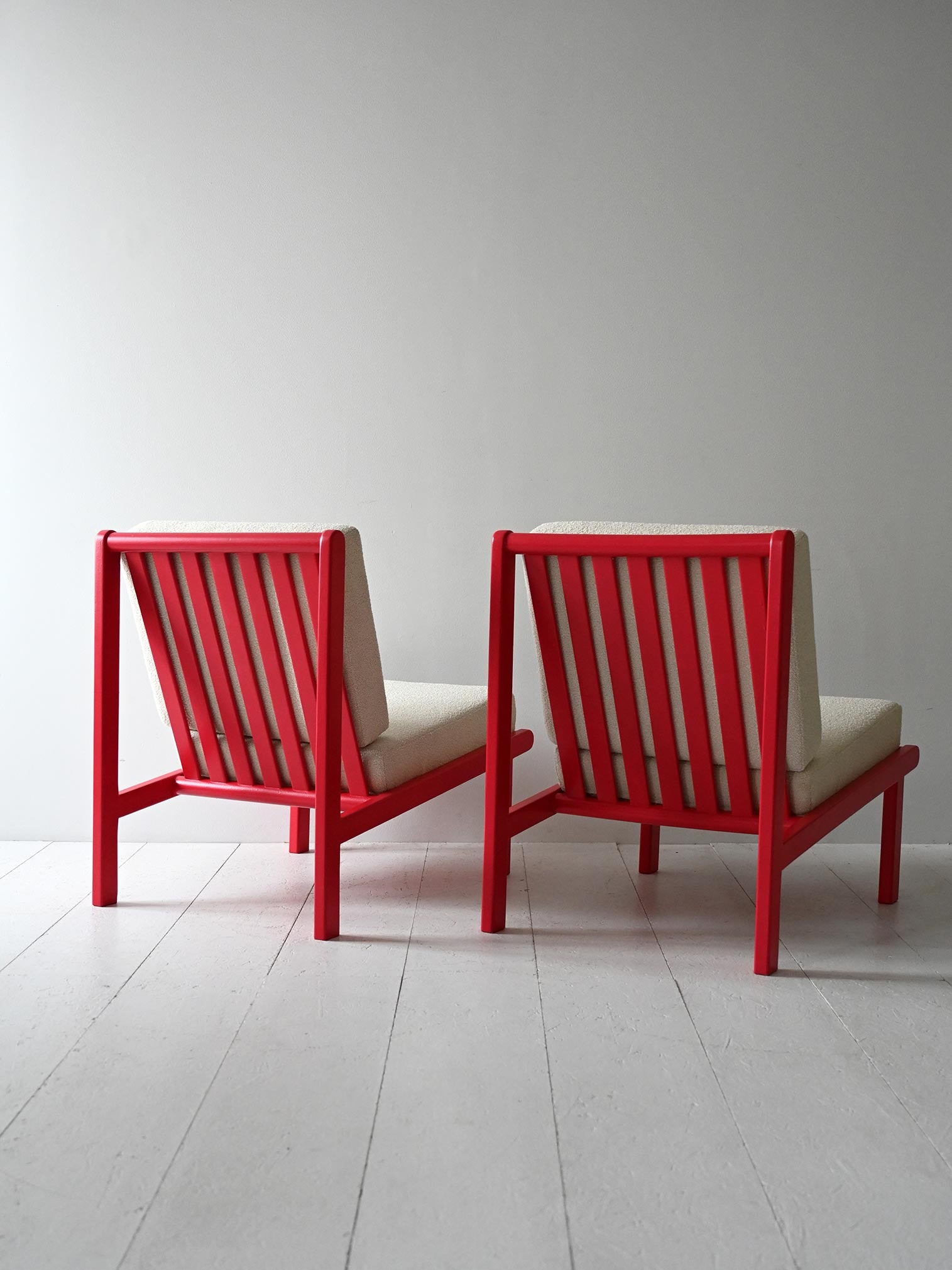 Coppia poltrone scandinave vintage rosso ciliegia 4