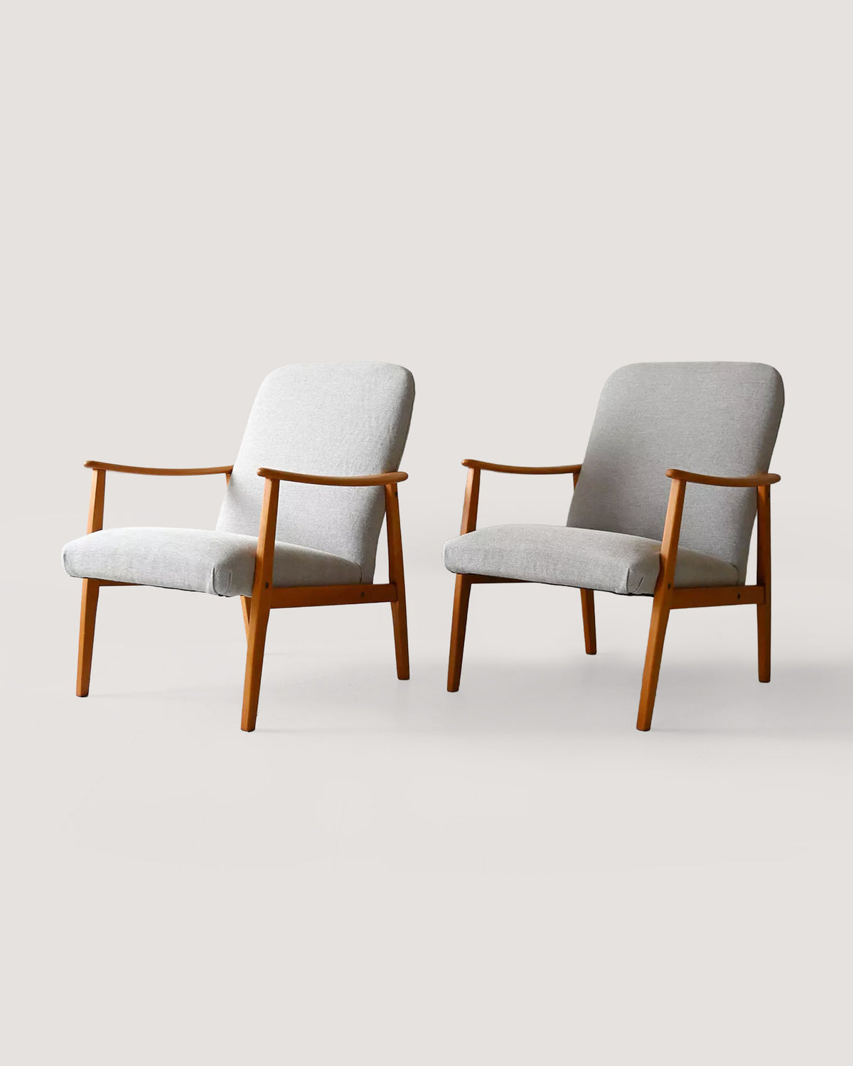 Coppia poltrone scandinave mid-century in rovere