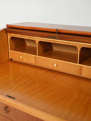 Secrétaire con gambe tornite decorate, anni ’50 5