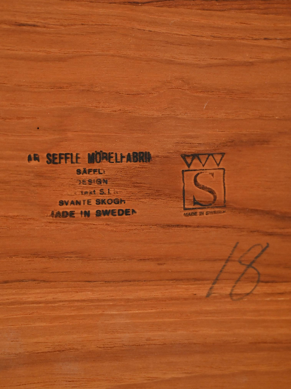 Tavolo rotondo allungabile in teak di Svante Skogh 8