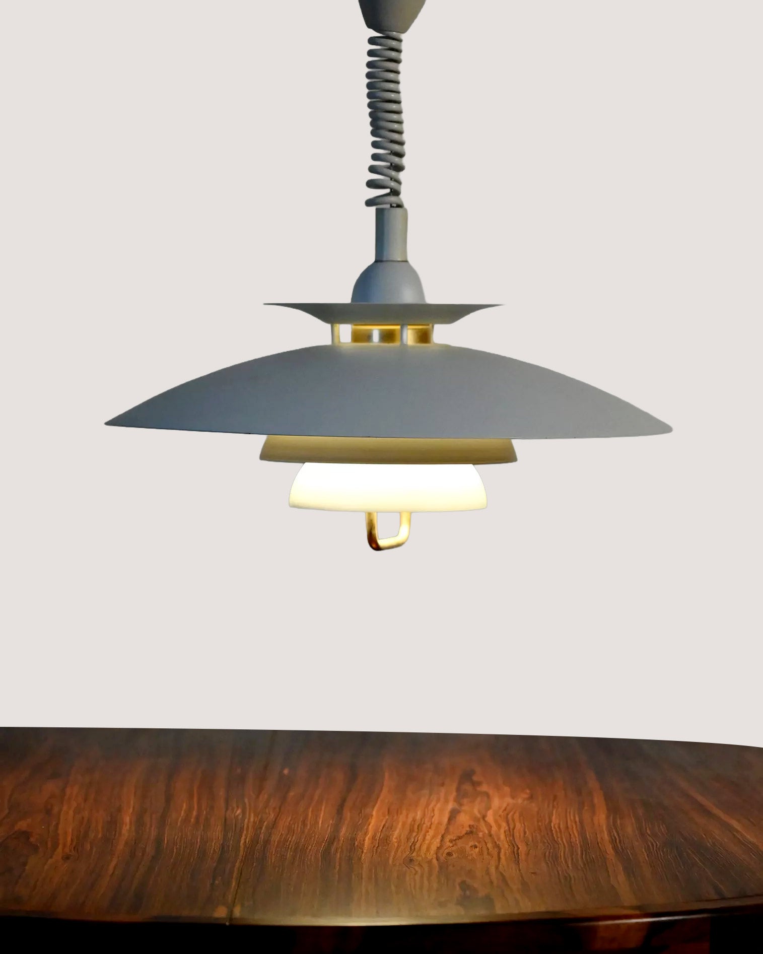 Lampada a sospensione “Lisa” di Eklunds