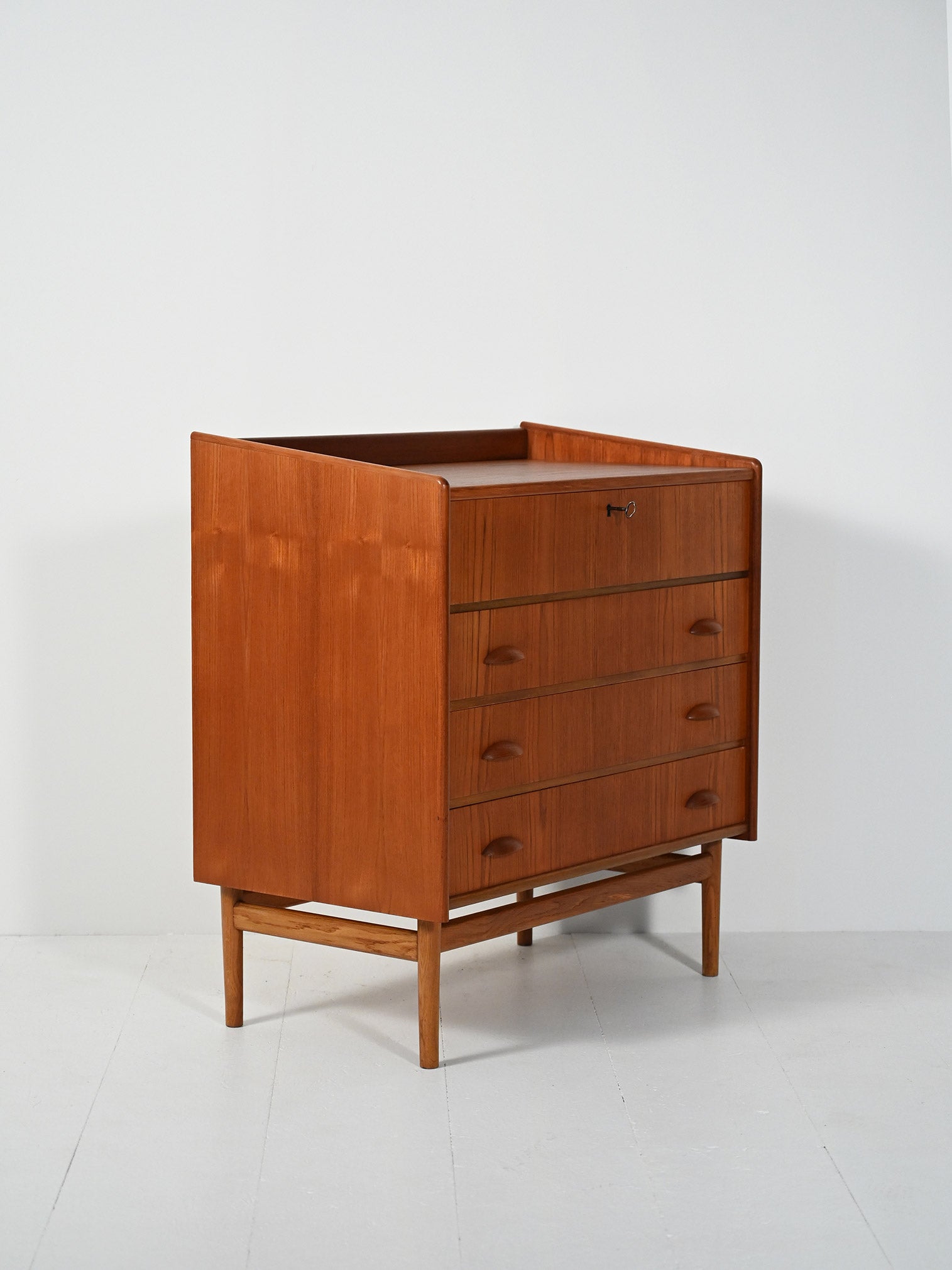 Toeletta con cassettiera scandinava in teak anni 50/60 3