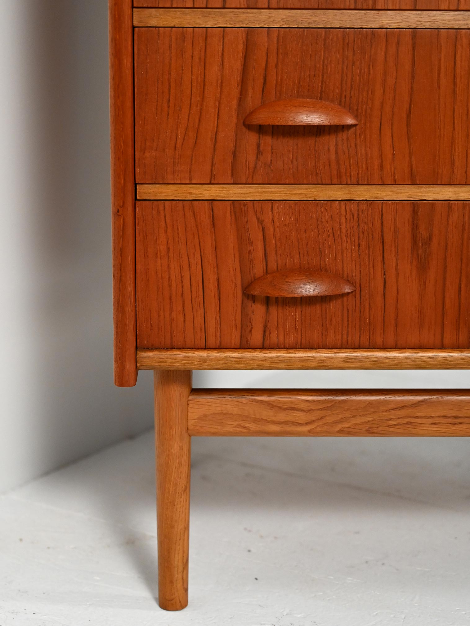 Toeletta con cassettiera scandinava in teak anni 50/60 6
