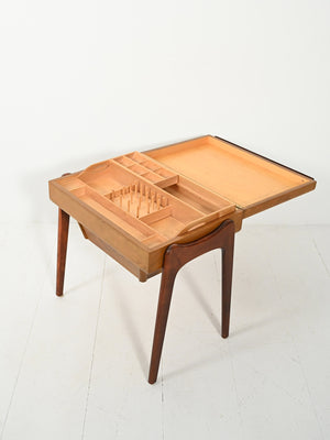 Tavolino portalana scandinavo in teak e rovere 6