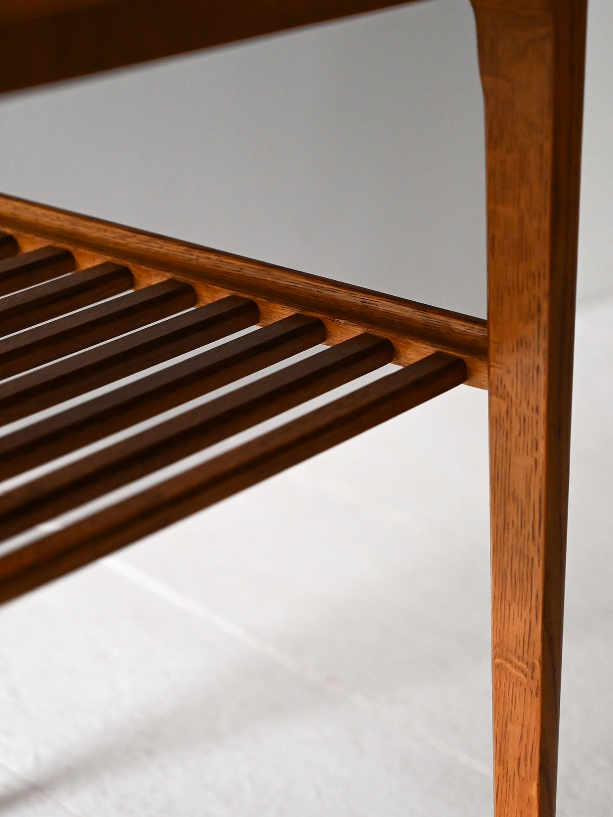 Tavolino da salotto scandinavo anni 60 in rovere 5