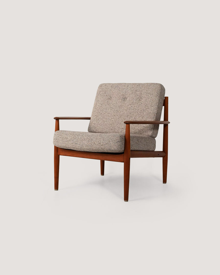 Poltrona danese FD118 di Grete Jalk per France & Søn, anni ’60