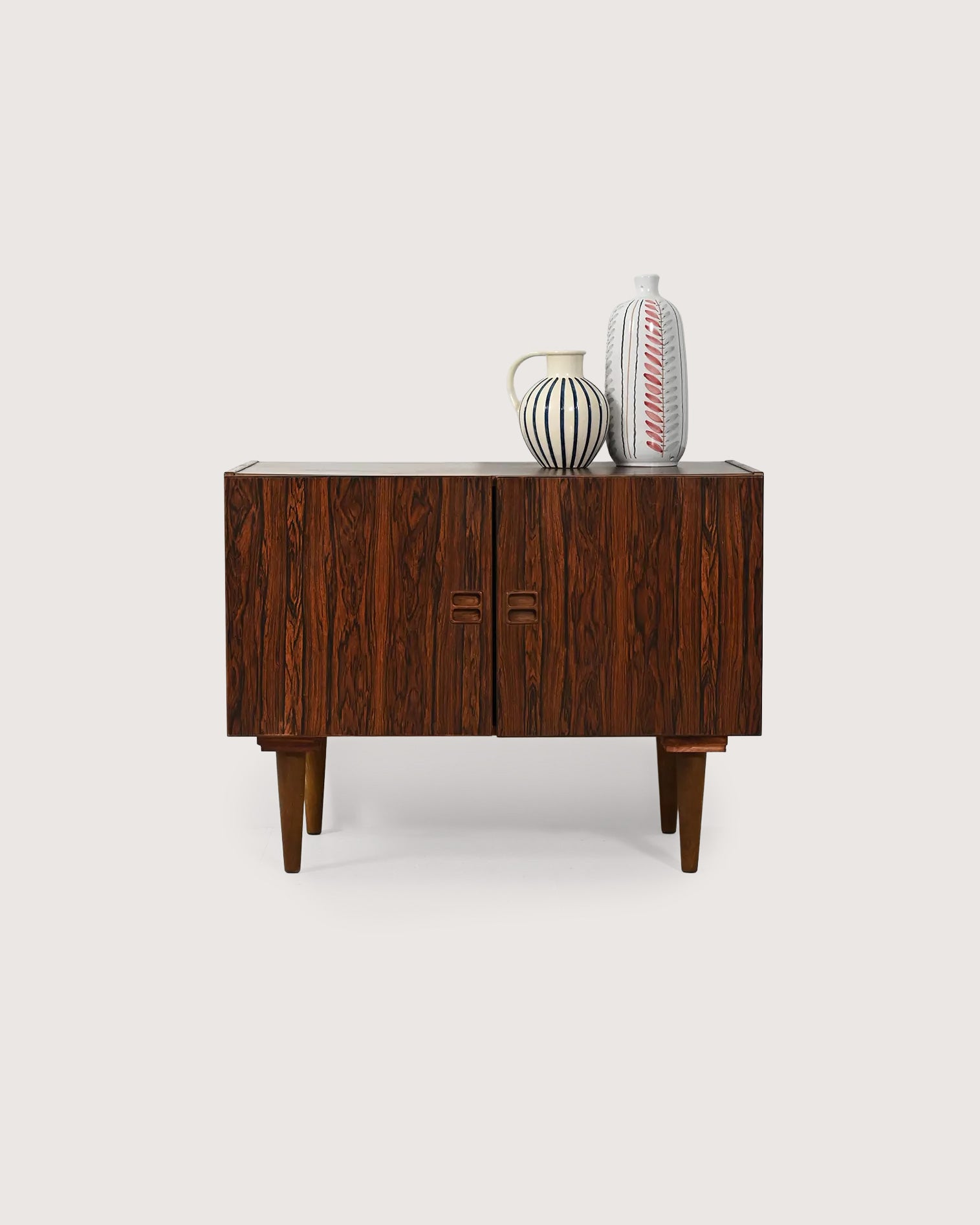 Cabinet danese Denka effetto palissandro