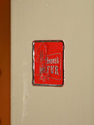 Cabinet con ripiani a vista “Visingsö” di Carl Malmsten per Svensk Fur, anni ’50 7