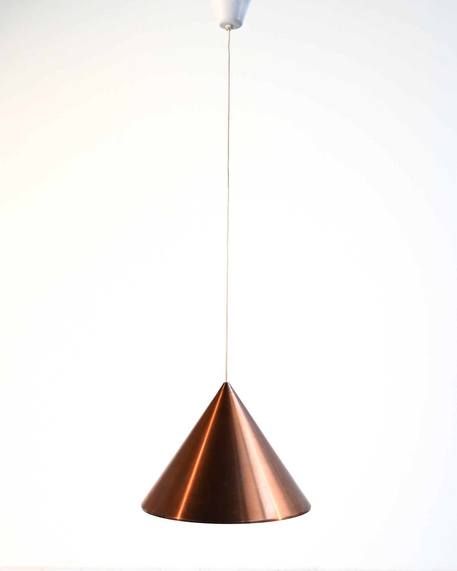 Lampada da soffitto modello “Biljard” di Arne Jacobsen per Louis Poulsen, anni ’60 2