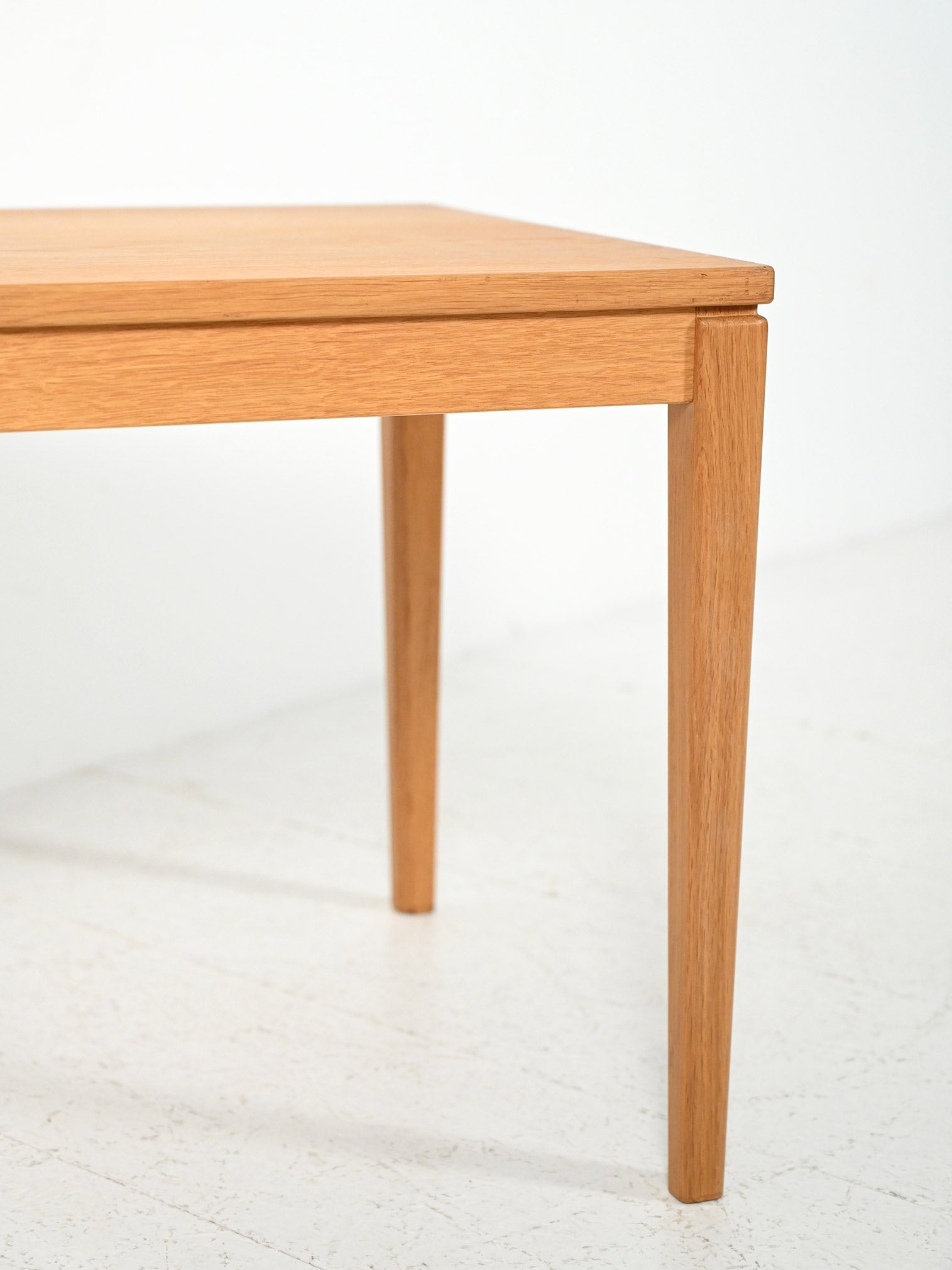 Coffee table scandinavo in faggio anni 50–60 4
